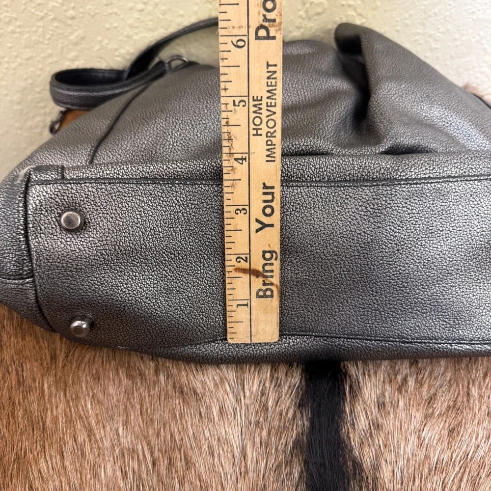 Coach‎ Edie 31 Pebbled Leather Metallic Gunmetal 36503 3 Compartment Turnlock